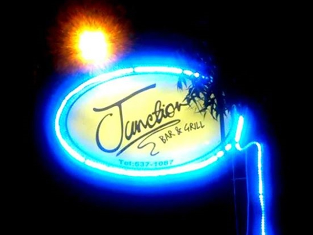 Junction Bar and Grill/Off the Wall Gallery